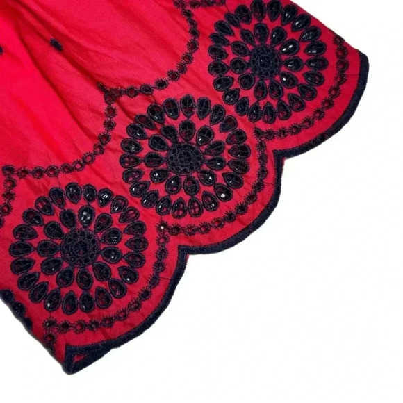 GAP Off-Shoulder Eyelet Bell-Sleeve Top Red Navy Embroidery Cotton blouse - Picture 11 of 12